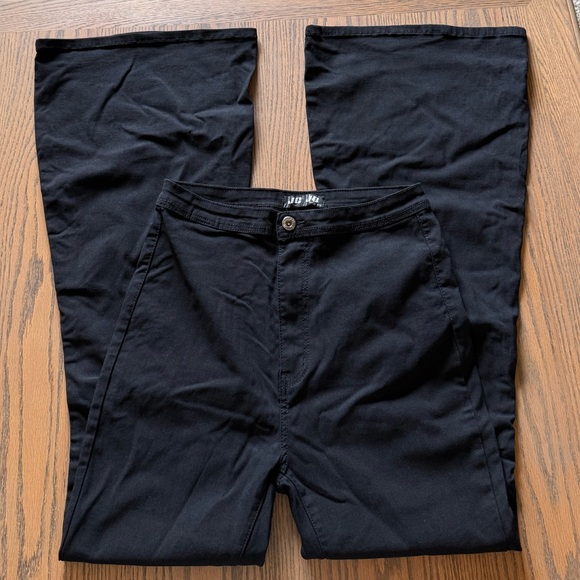 Black ultra Wide-Leg Pants - Picture 2 of 4